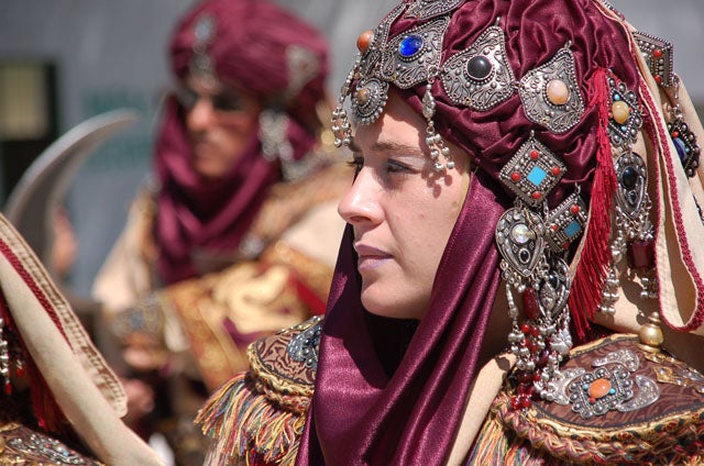 Las fiestas de  Moros y cristianos llenan de colorido Benamaurel, Cúllar y Zújar