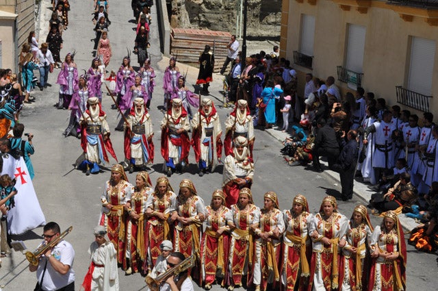 Los Moros y Cristianos de Benamaurel, Cúllar y Zújar, tradición  y devoción en la Comarca de Baza