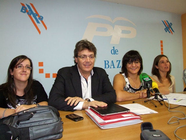 El PP de la comarca de Baza exige a la Junta la construcción de la autovía del Almanzora
