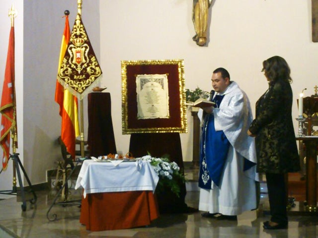 Bendecido el banderín de camino de la Asociación del Rocío de Baza