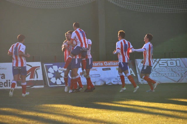 El Baza gana por la mínima al Churriana 1-0