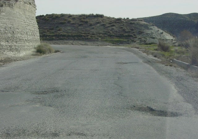 La alcaldesa de Castillejar también pide el arreglo de la carretera Benamaurel – Huescar