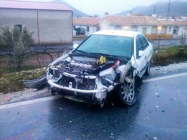 Llamativo accidente sin heridos graves en la Puebla de Don Fadrique