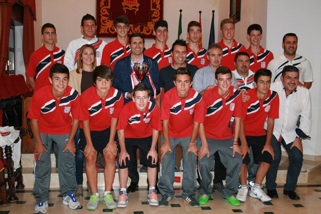 Recepción al equipo cadete del CD Baza