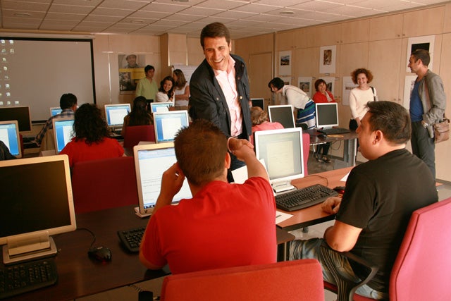 Usuarios de Faisem mejoran sus conocimientos de informática