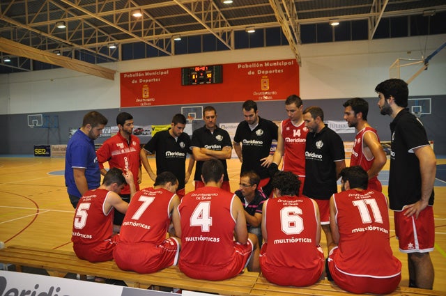 El Meridiano Baza vuelve a la senda de la victoria y derrota 83-69 al Montilla