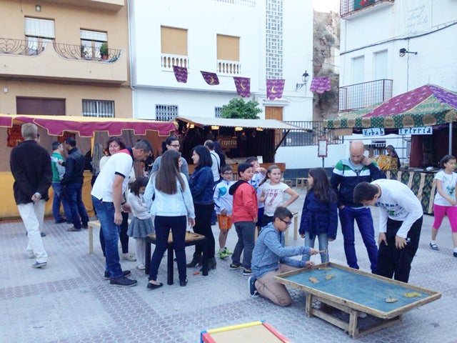Zújar celebro con éxito su II Mercado Medieval