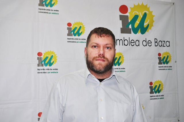 IU Baza quiere que todos sus simpatizantes voten en las primarias