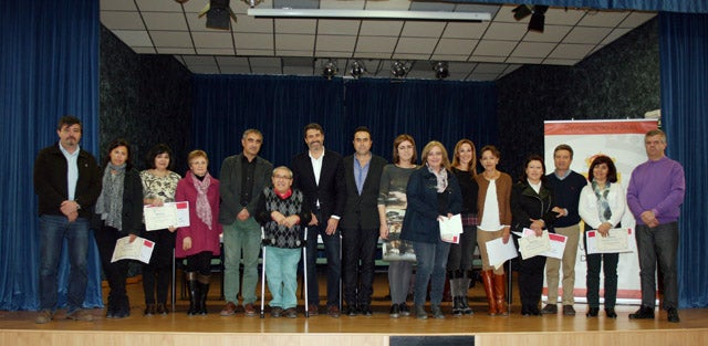 El Ayuntamiento entrega los premios a los mejores expedientes académicos