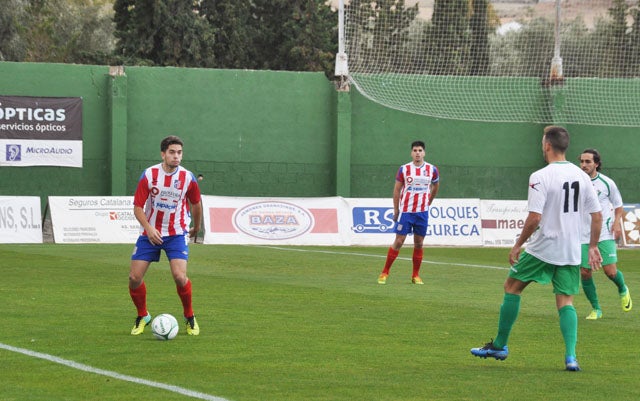 Enrique Cruz y José Bernardo bajas importantes en el CD Baza que recibe a  La Cañada At