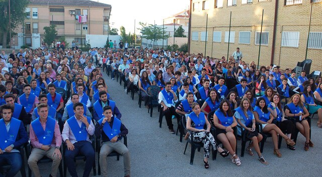 450 personas en la graduación de la promoción 2013-2015 del IES Pedro Jiménez Montoya