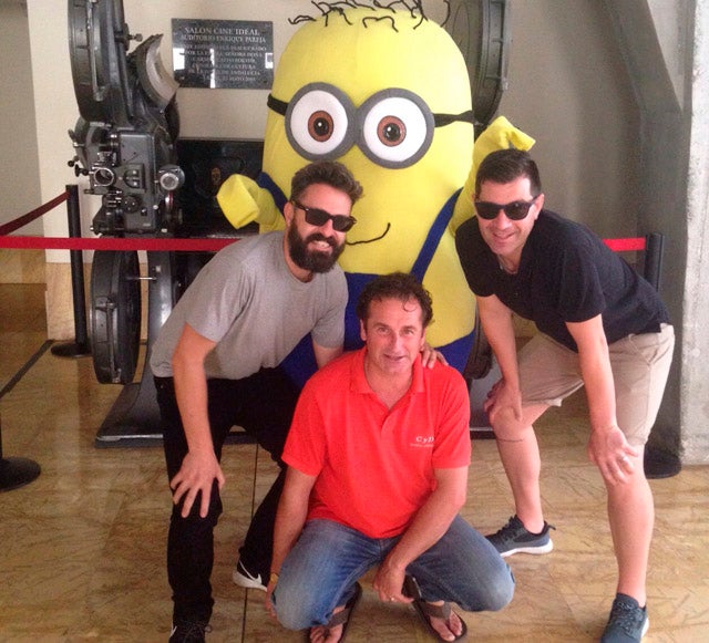 Los Minions en el Cine ideal de Baza