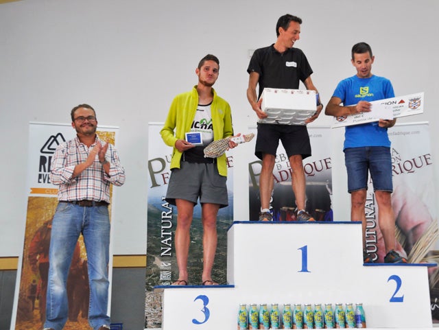 Juanjo Larrocha y Esther Sánchez ganan la IX carrera de la Sagra Sky Race celebrada en Puebla de Don Fadrique