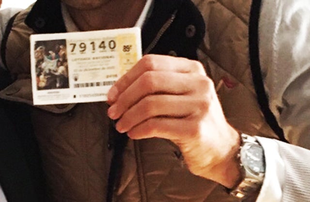 Dos vecinos de Baza ganan 400.000 euros cada uno de ellos con el gordo de la lotería de Navidad