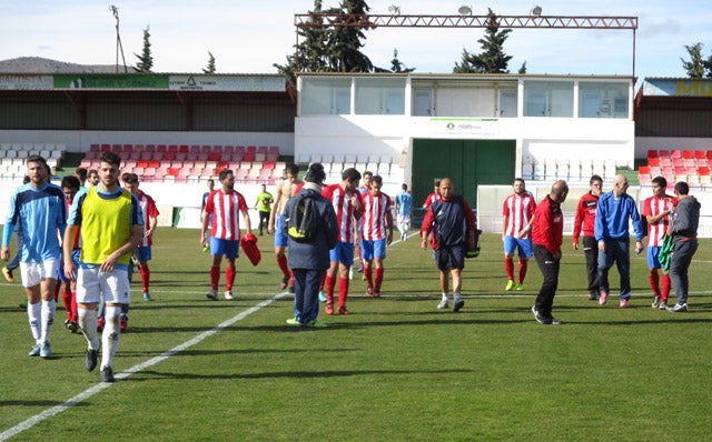 El Baza logra la tercera victoria de la temporada