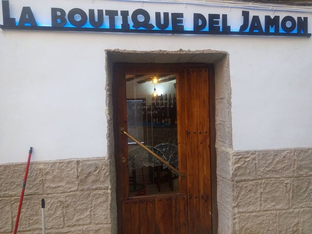El establecimiento atacado.