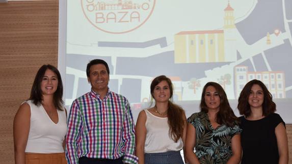 Baza pide a los vecinos que propongan cómo rehabilitar el Centro Histórico
