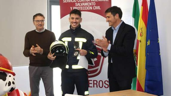 La plantilla del parque de bomberos suma un nuevo efectivo