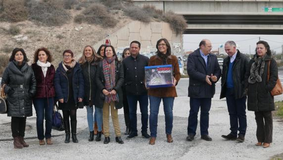 Sebastián Pérez viaja hasta Baza para exigir el arreglo de la carretera A-4200