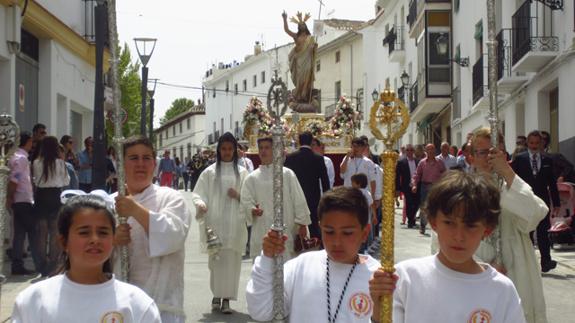 Los niños, protagonistas del Domingo de Resurrección en Baza