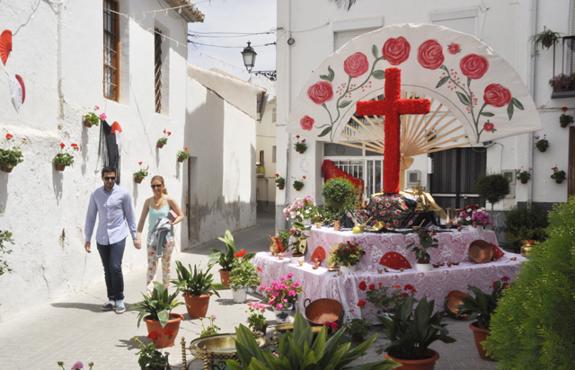 32 cruces se instalarán en Baza los días 5, 6 y 7 de mayo