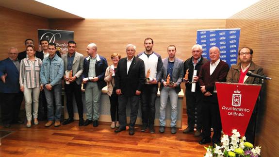 Radio Baza premia a las cofradías bastetanas