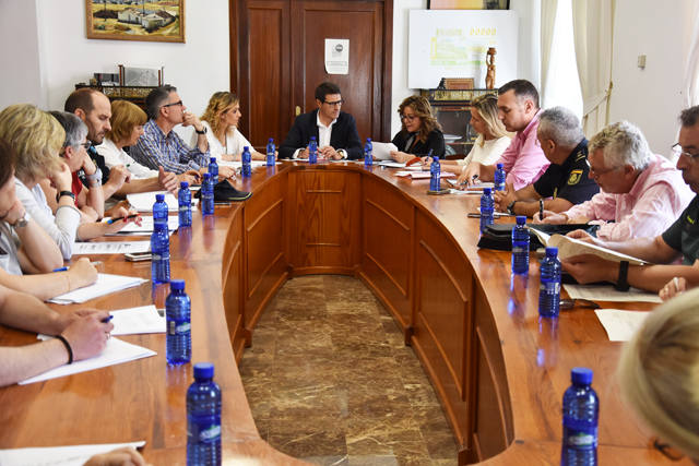 Reunión de la comisión técnica para atención a las mujeres víctimas de malos tratos