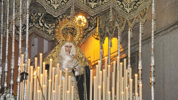 La Virgen de la Esperanza de Baza recorre hoy el barrio de San Juan