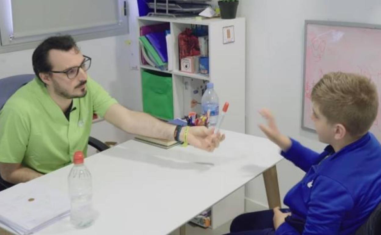 La asociación Soy Especial y Qué pide una moratoria de plazo en las becas para niños con NEE