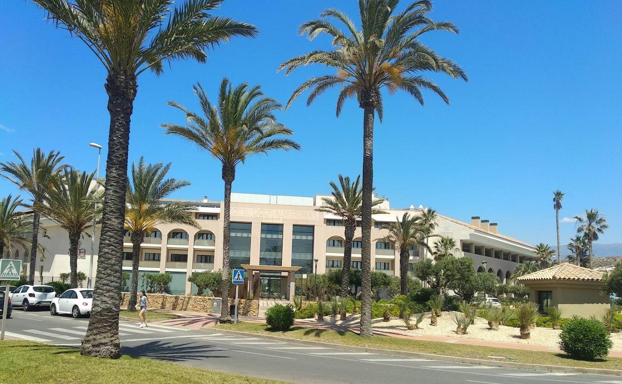 Los hoteles del núcleo de El Ejido abren sus puertas durante la fase 1