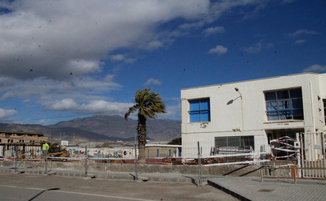 La Junta invertirá más de 25 millones en Educación en El Ejido en tres años