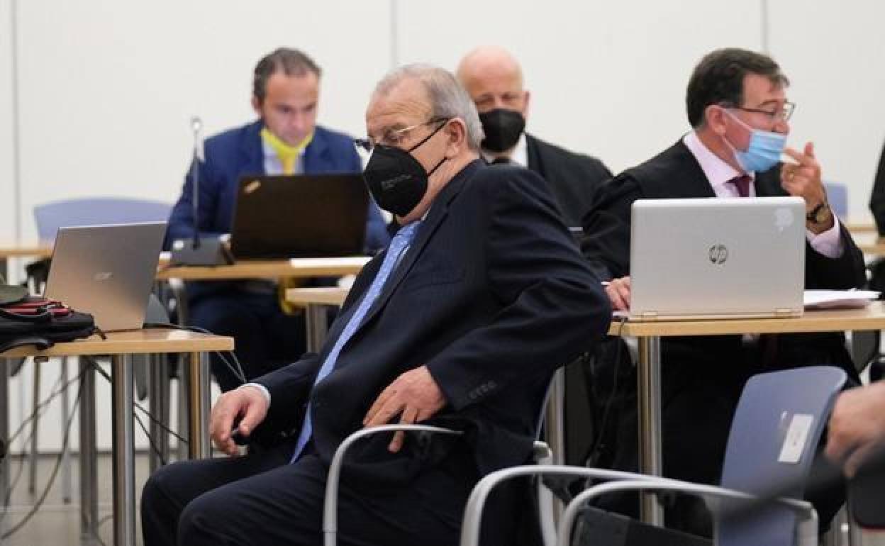 Caso Poniente | La defensa de Enciso sostiene que no cometió ningún delito y pone el foco en su salida del PP