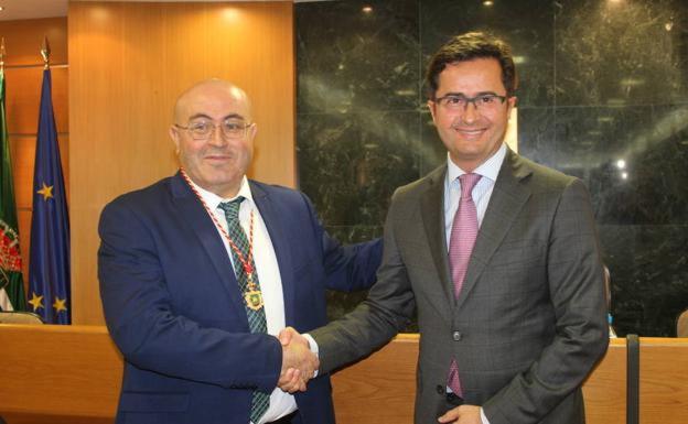 El dimitido edil de Voz atribuye ahora la ruptura del pacto con el PP a la dirección del partido. 