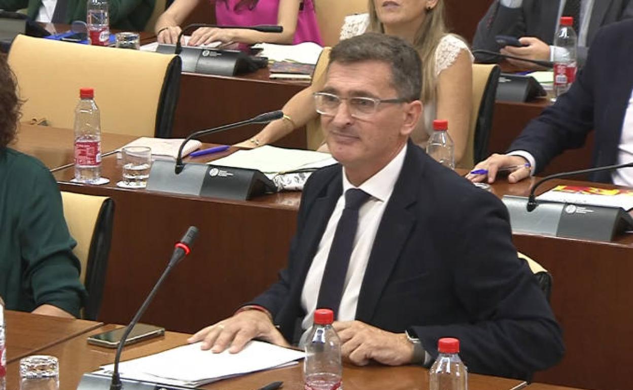 El Parlamento exige al gobierno andaluz el Bachillerato para el IES Luz del Mar