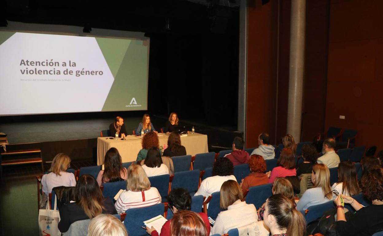 Formación en prevención de la violencia de género en jóvenes y adolescentes
