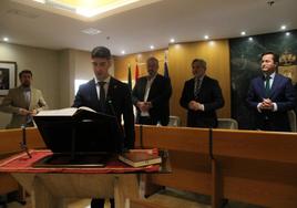 Toma posesión del cargo de concejal Manolo Martínez