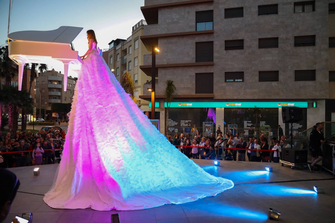 Así fue la bienvenida al Festival de Teatro y la Muestra de El Ejido