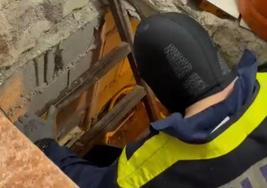 Acceso al zulo donde se escondía la droga