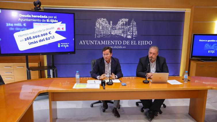 El Ejido, primer municipio andaluz en pronto pago a proveedores y sexto nacional