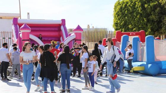 El Ejido celebra el Día Internacional del Pueblo Gitano con una tarde de juegos
