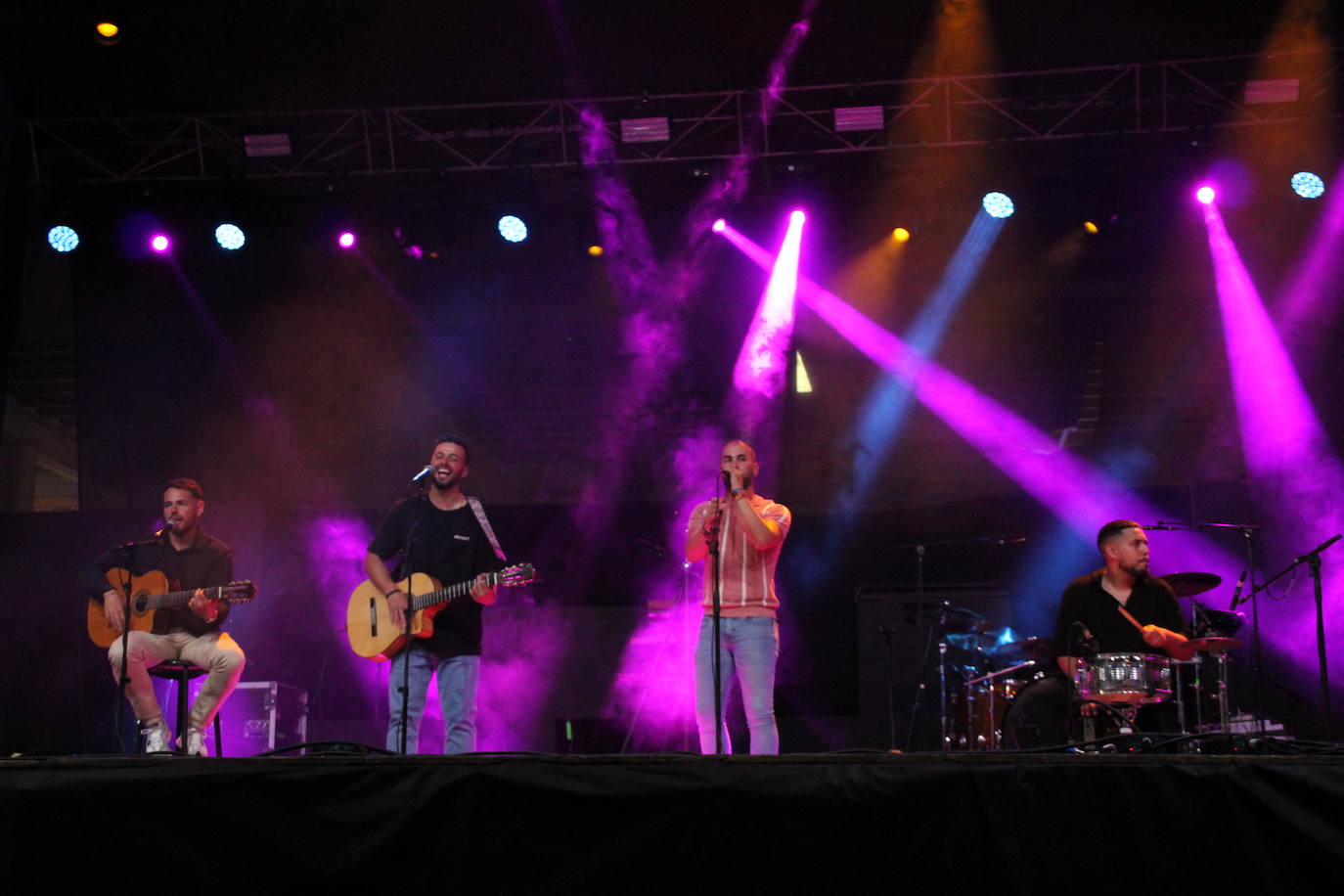 El Arrebato reúne a miles de personas en el Parque Municipal