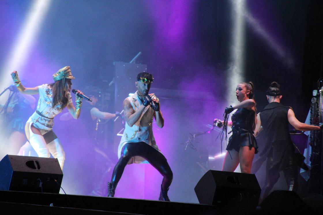 El Teatro Comestible conforma un cóctel de éxito en Paraíso al Mar