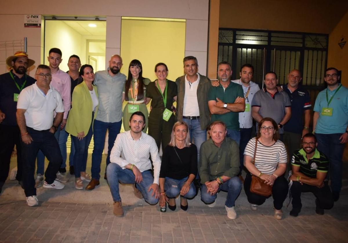 VOX pierde un concejal pero se mantiene como segunda fuerza municipal