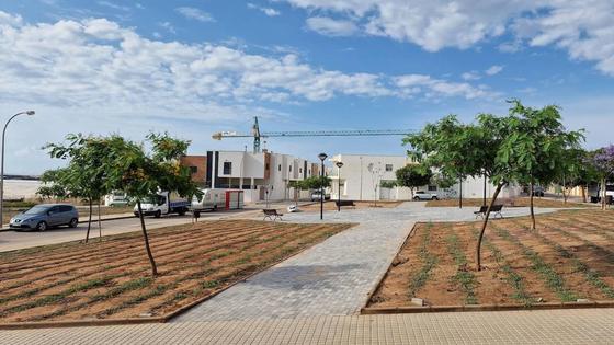 Área infantil con nuevos juegos para el parque de la calle Beltrán de la Cueva