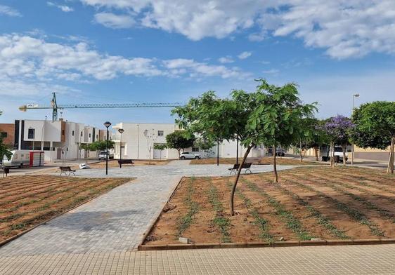 Área infantil con nuevos juegos para el parque de la calle Beltrán de la Cueva