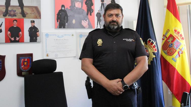«La delincuencia está cada vez menos en la calle y cada vez más en internet»