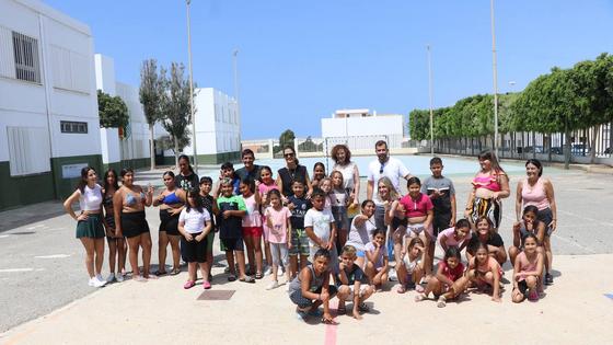 Medio centenar de menores de Matagorda disfrutan y aprenden con la Escuela de Verano Municipal
