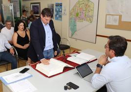 Jerónimo Ibáñez, toma posesión de su cargo como presidente de la Junta Local de Santa María del Águila.