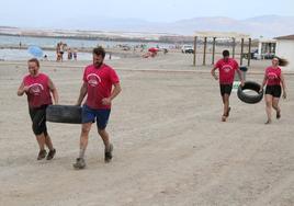 Una de las pruebas del circuito durante la segunda edición que se celebró en la playa de Poniente de Almerimar.