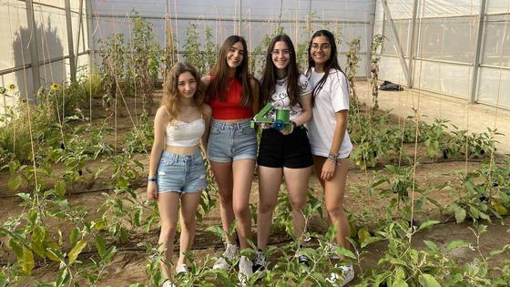 Cuatro alumnas del IES Pablo Ruiz Picasso de El Ejido ganan el concurso RedeSTEAM